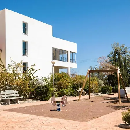 Διαμέρισμα Seabreeze 200m Away From The Sea