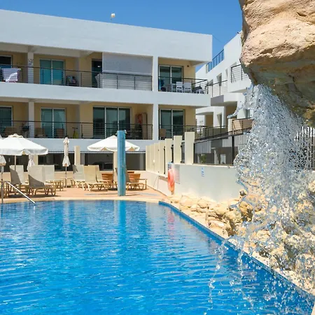 Seabreeze 200m Away From The Sea