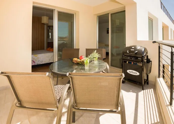 Seabreeze 200m Away From The Sea 아파트