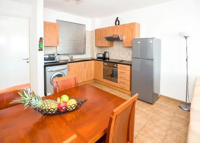 Seabreeze 200m Away From The Sea * パラリムニ